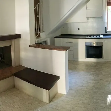 Juliet's House2 Apartman *